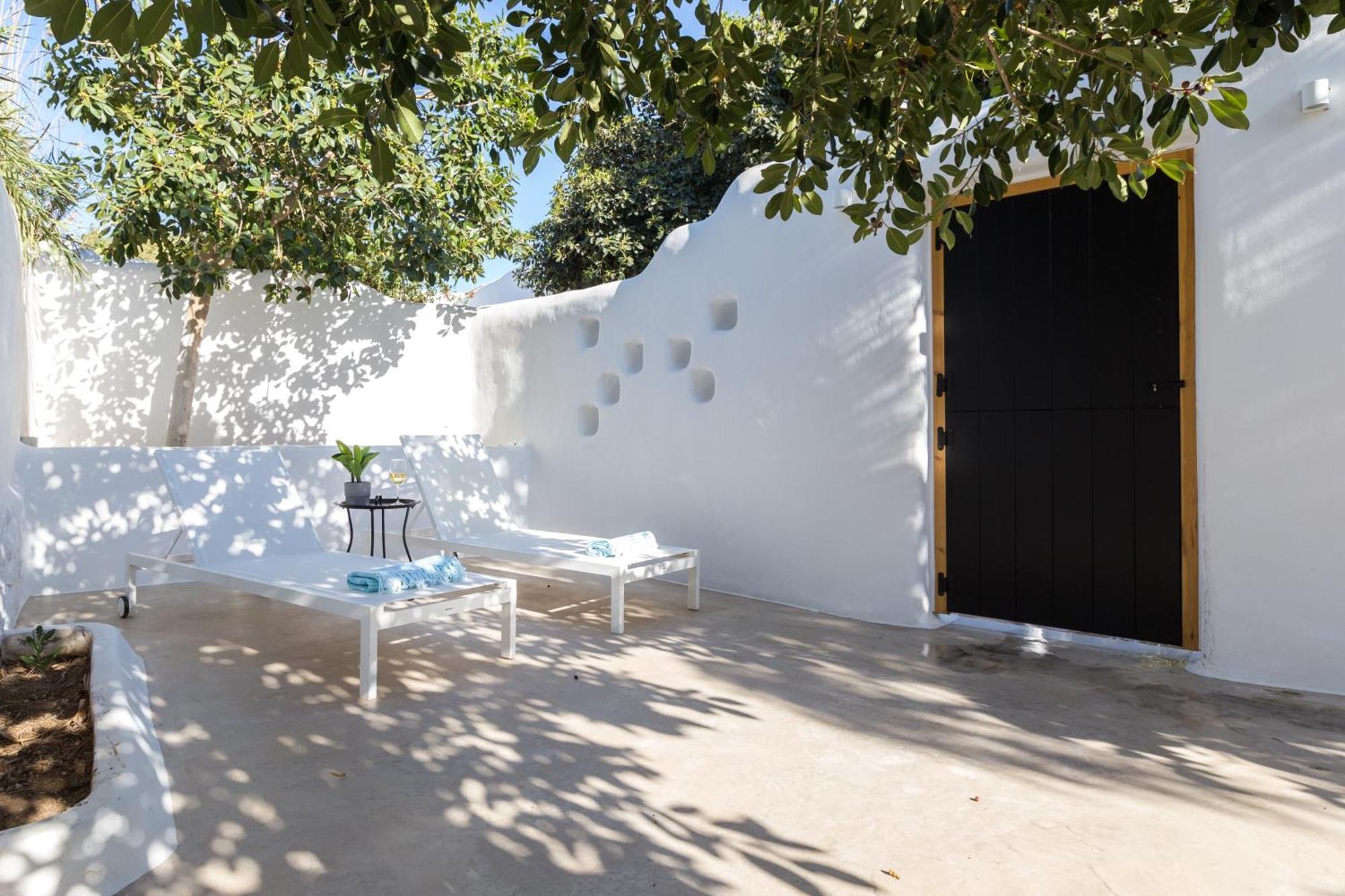 Kallos Villas & Suites Naxos City Room photo