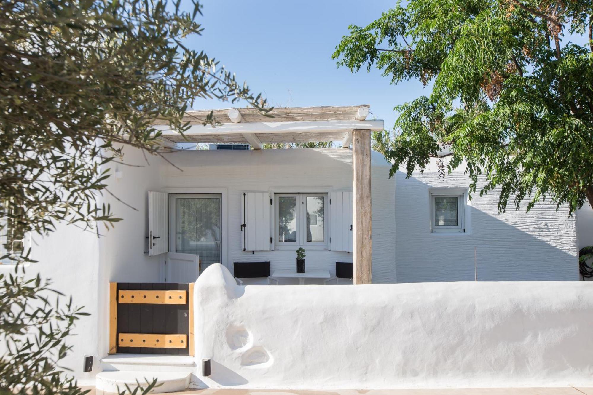 Kallos Villas & Suites Naxos City Room photo